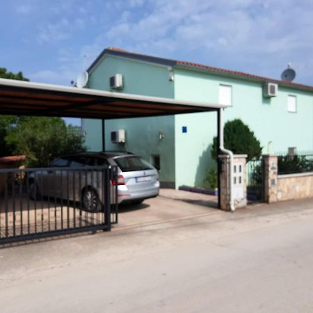 Apartments Villa Elda Peroj Bagian luar foto