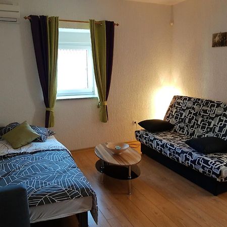 Apartments Villa Elda Peroj Bagian luar foto