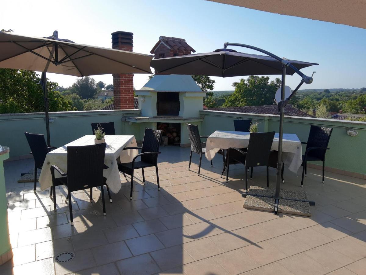Apartments Villa Elda Peroj Bagian luar foto